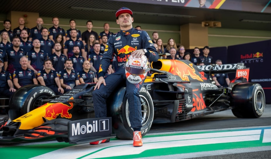 Rapper Drake loses monster amount due to profit Verstappen