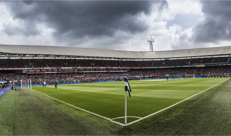 Feyenoord receive sc Heerenveen in the Kuip